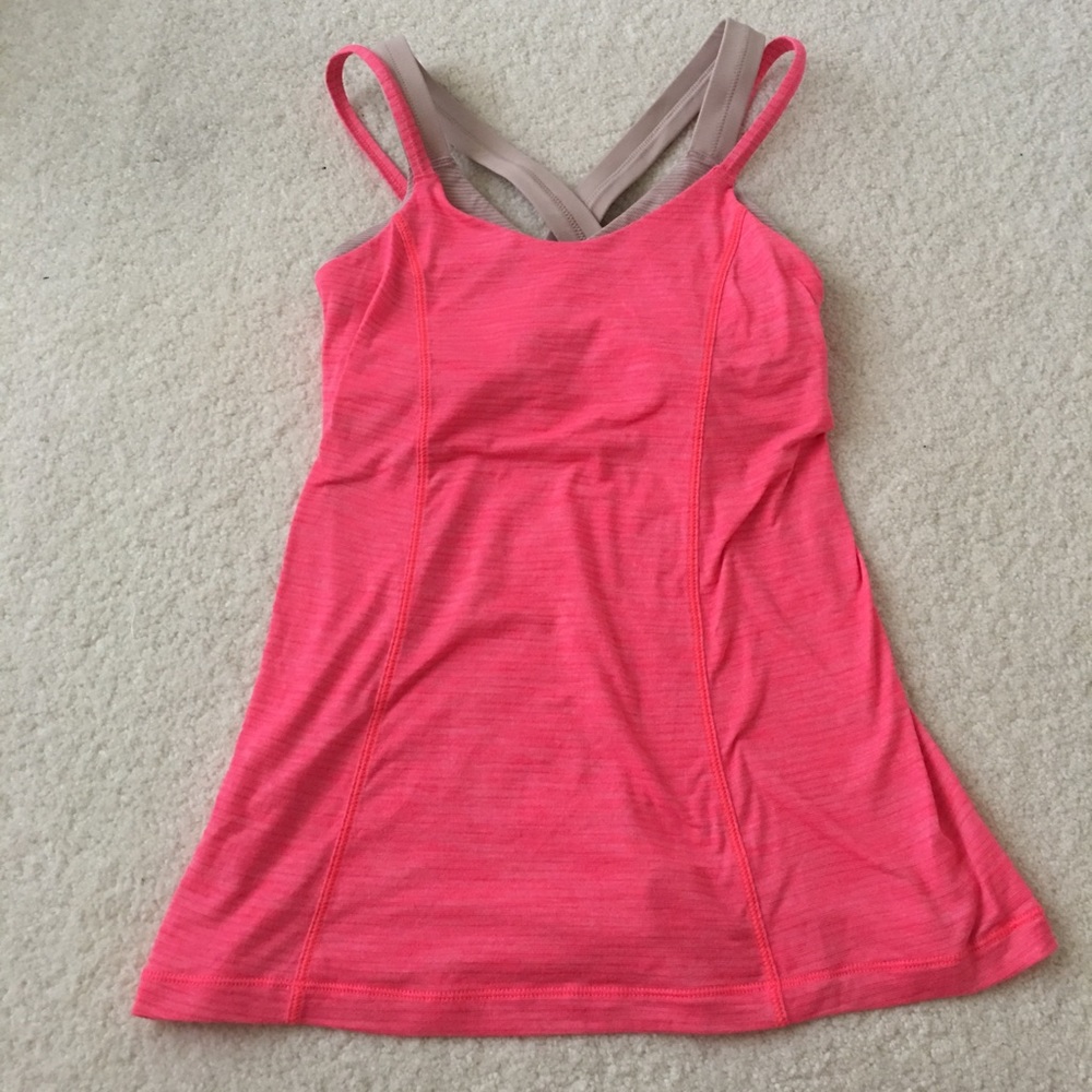 Lululemon tank with bra